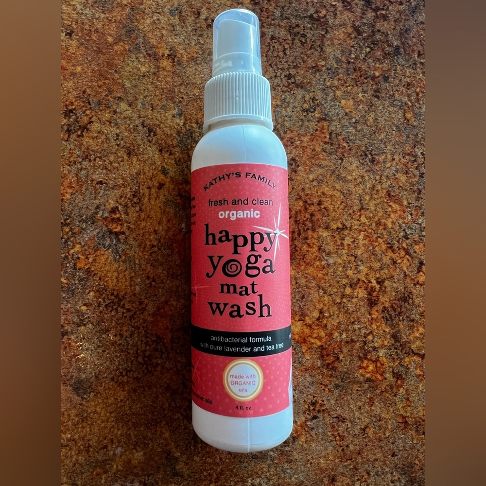 Happy yoga, mat wash